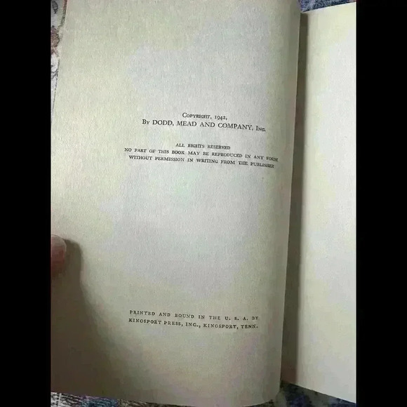 Our Hearts Were Young and Gay : by Cornelia Otis Skinner & Emily Kimbrough HCDJ - Picture 8 of 9